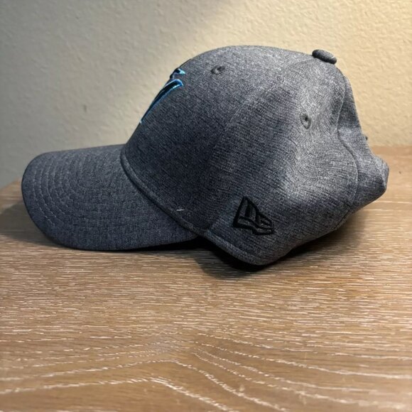 New Era Miami Marlins 9FORTY Adjustable Hat (Excellent Condition) - Picture 2 of 6